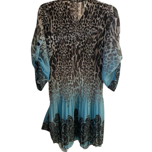Saint Gil Animal Print dress with Blue Accents button front Medium - Picture 3 of 10